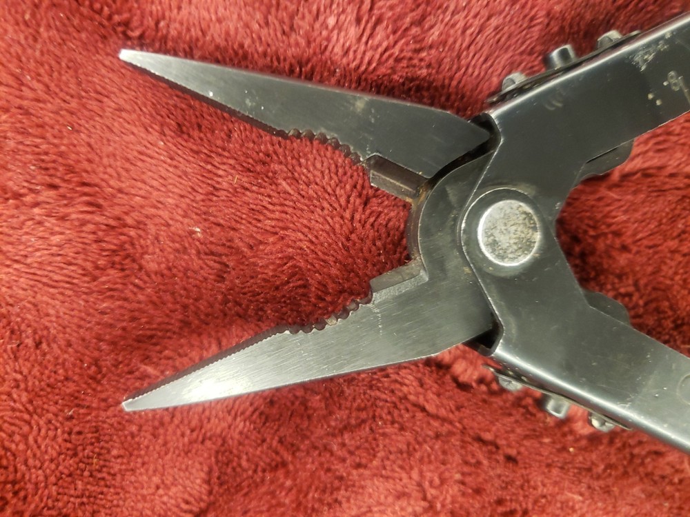 🔪🔪🔪 Gerber Multi Tool Black Needlenose MP600 Drop Point Blade 6ck needle nose