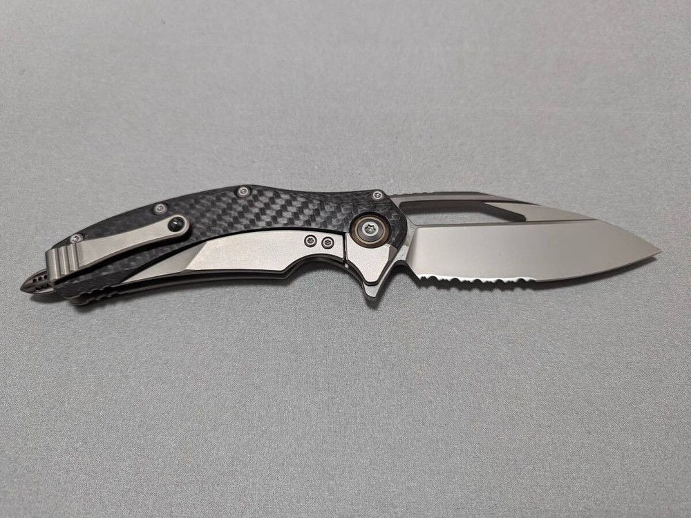 New Microtech Matrix Folding Knife Titanium Carbon Handle Glass Breaker