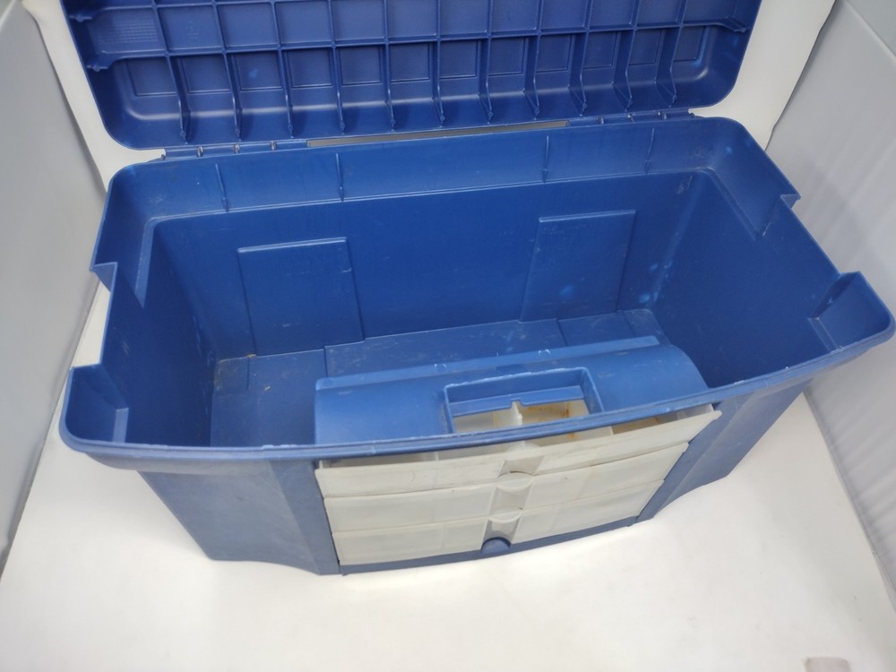 VTG ZAG Plastic tool Box