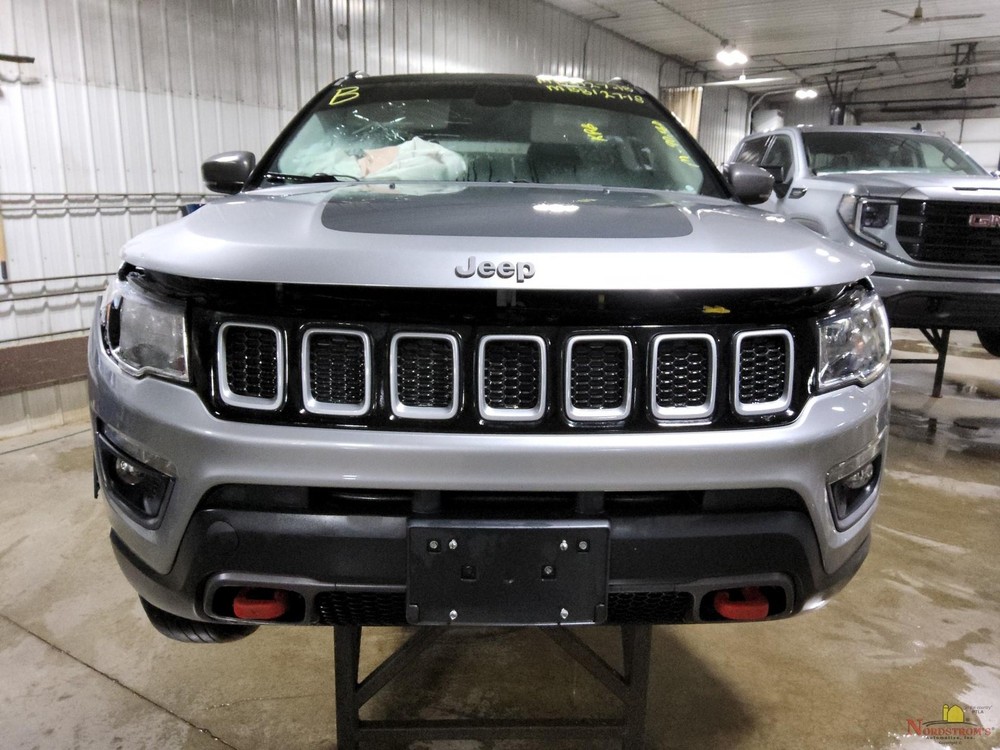 2018 Jeep Compass Driver Front Headrest Only Black Leather