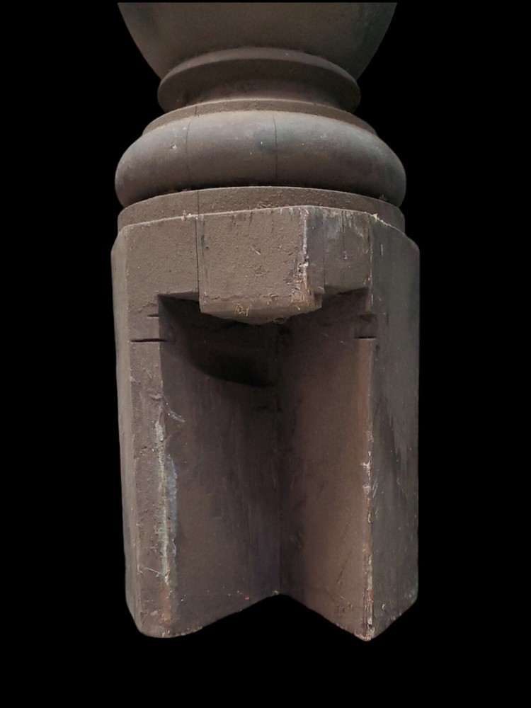Pair Of Octagon Newel Posts GAM0226