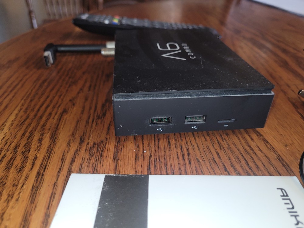 Amiko a6 combo satellite dish receiver