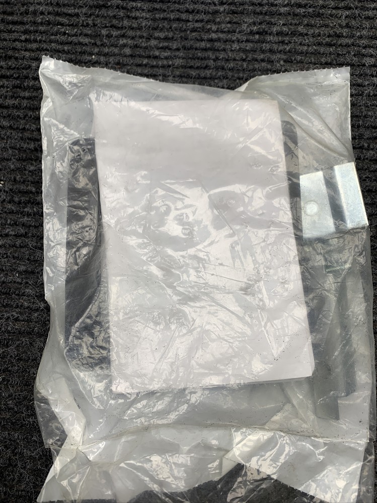 NEW SQUARE D LJB490C Hardware