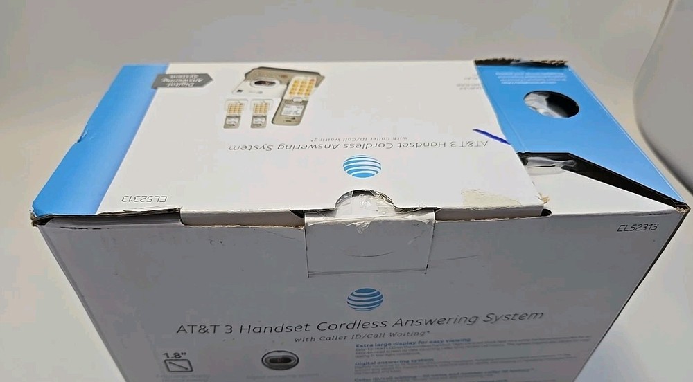 AT&T Expandable Cordless Phone System Answering Machine 3 Handsets Backlit Keys