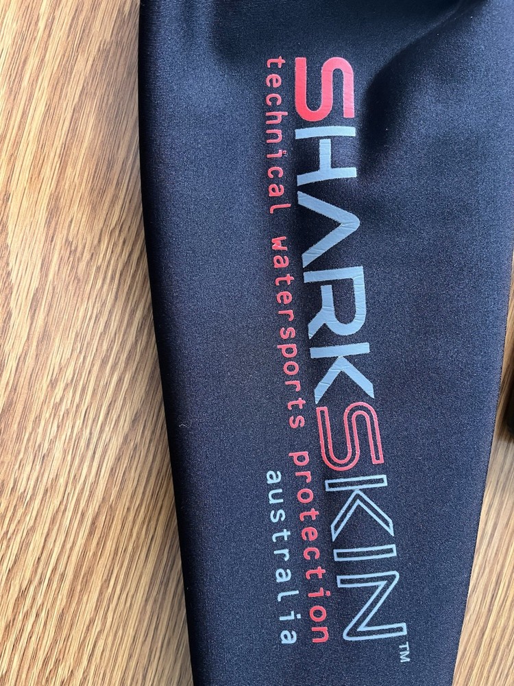 Black Sharkskin Chillproof Mens Large