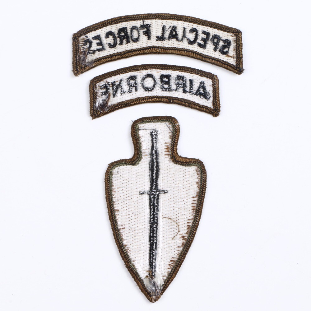 US ARMY SPECIAL OPERATIONS COMMAND AIRBORNE ARMBAND PATCH -chho981