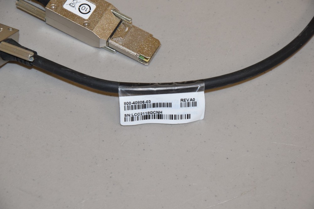 Cisco 1 Meter Stack Cable STACK-T2-1M V03 800-40806-03 Used