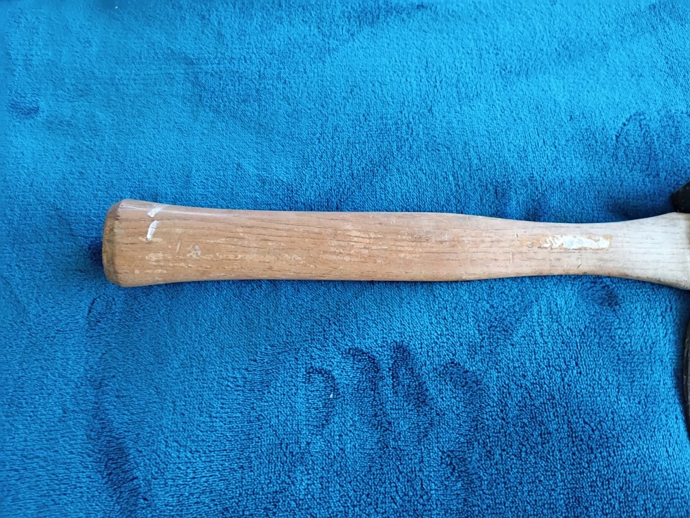 Vintage TRUE TEMPER TB1 Broad Hewing Hatchet Axe.