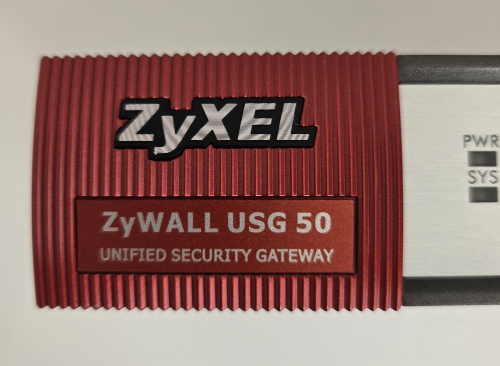 Zyxel Communications VPN Firewall (1025)
