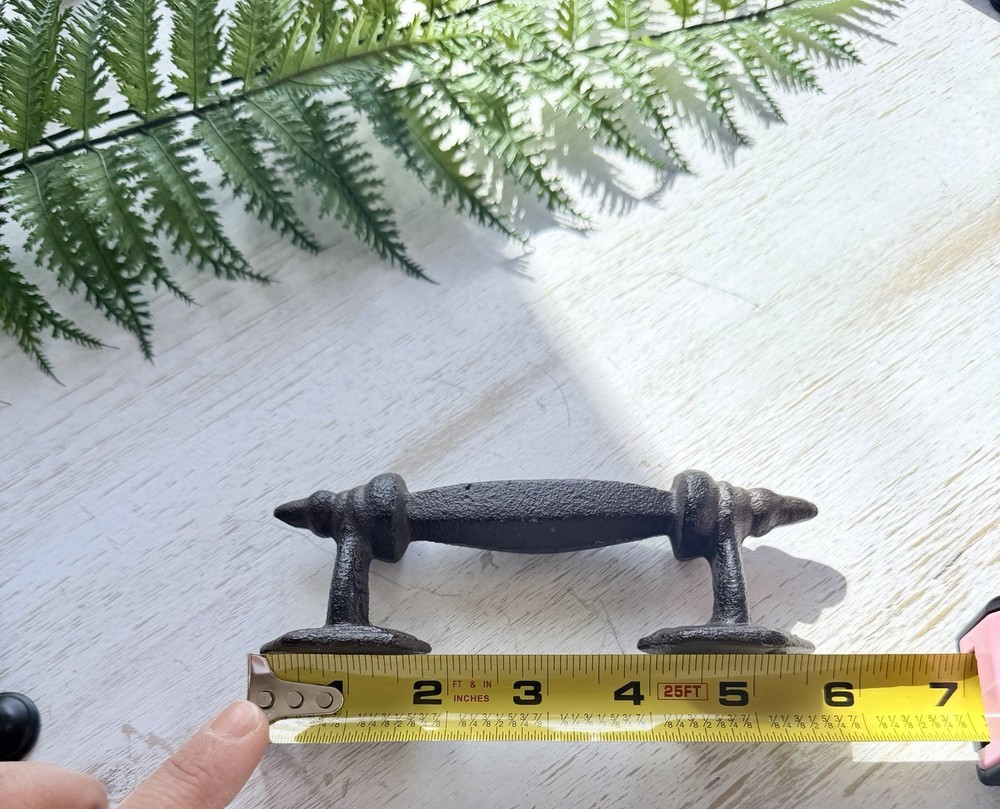 Rustic Cast Iron Barn Gate Pulls Vintage Style Drawer Handle Heavy Duty 2 Pack