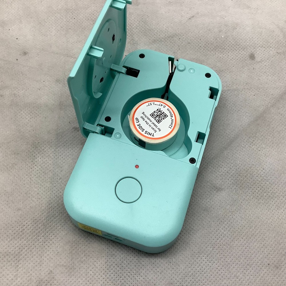 Phomemo D30 Smart Mini Label Maker Machine, Portable Bluetooth