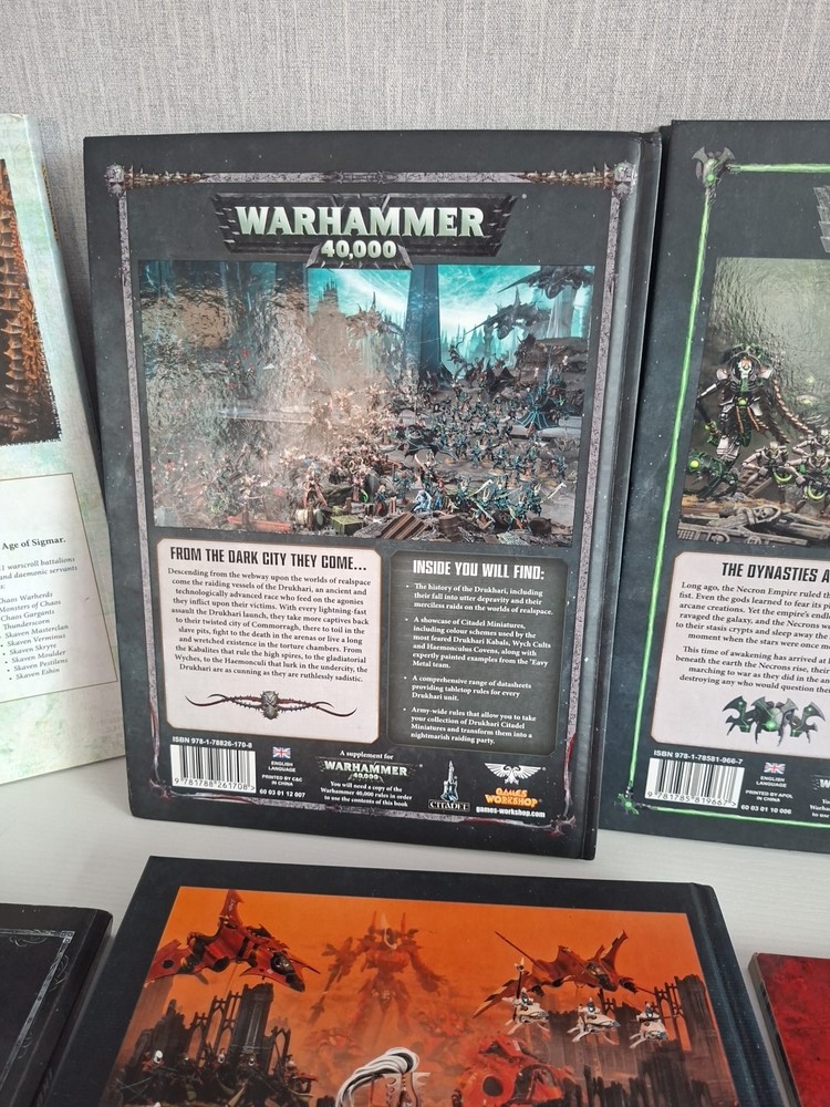 Warhammer 40k & Age Of Sigmar 7 X Book Bundle