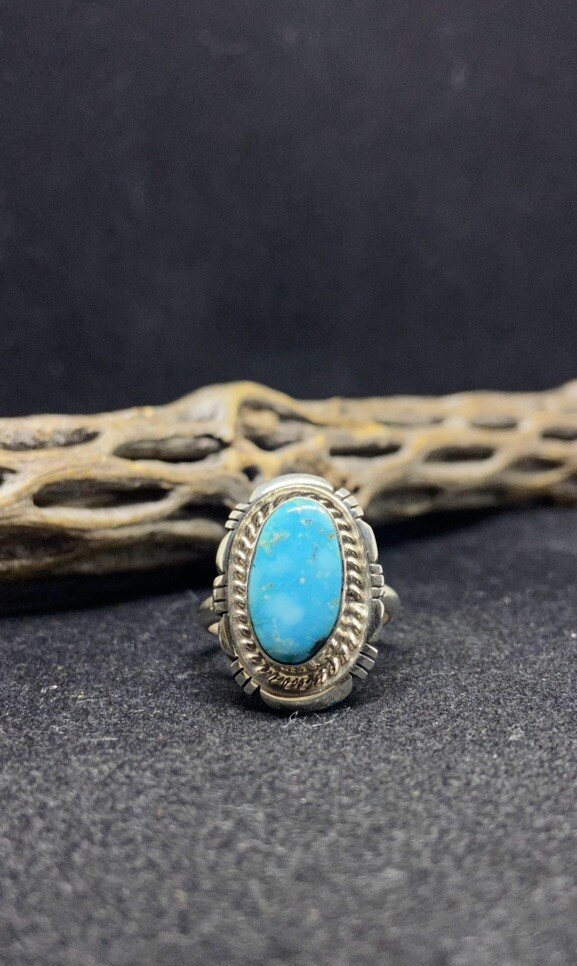 Handmade Navajo sleeping beauty turquoise sterling silver ring size 9