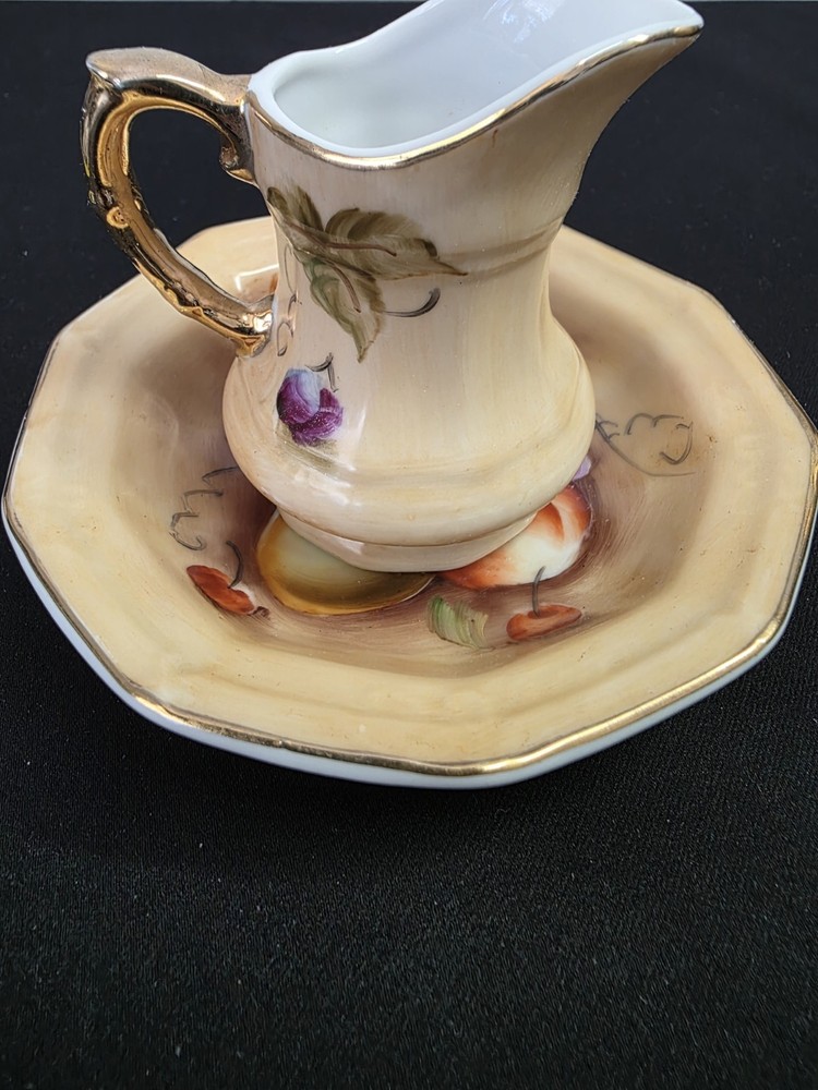 Vintage Lefton Hand Painted Miniature Pitcher And Basin Fruit Pattern