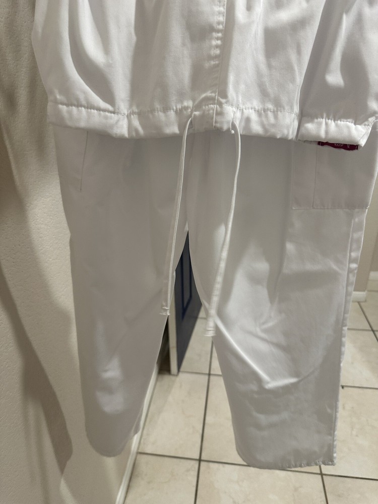 M&m scrub set women medium