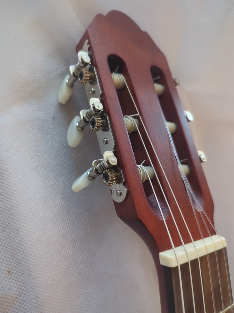 GEWA Student 4/4-Size Classical Guitar – Natural Spruce Top​