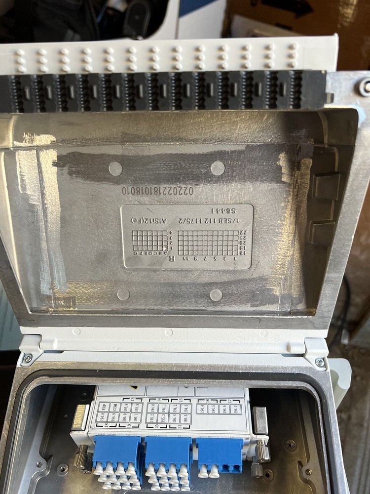 sxk1091966/1 ericsson telecommunications equipment