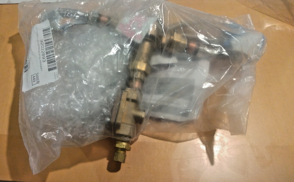 ECOLAB OptiPro™ Solid Multi Enzymatic Manual Cleaner Dispenser , Cleaning System