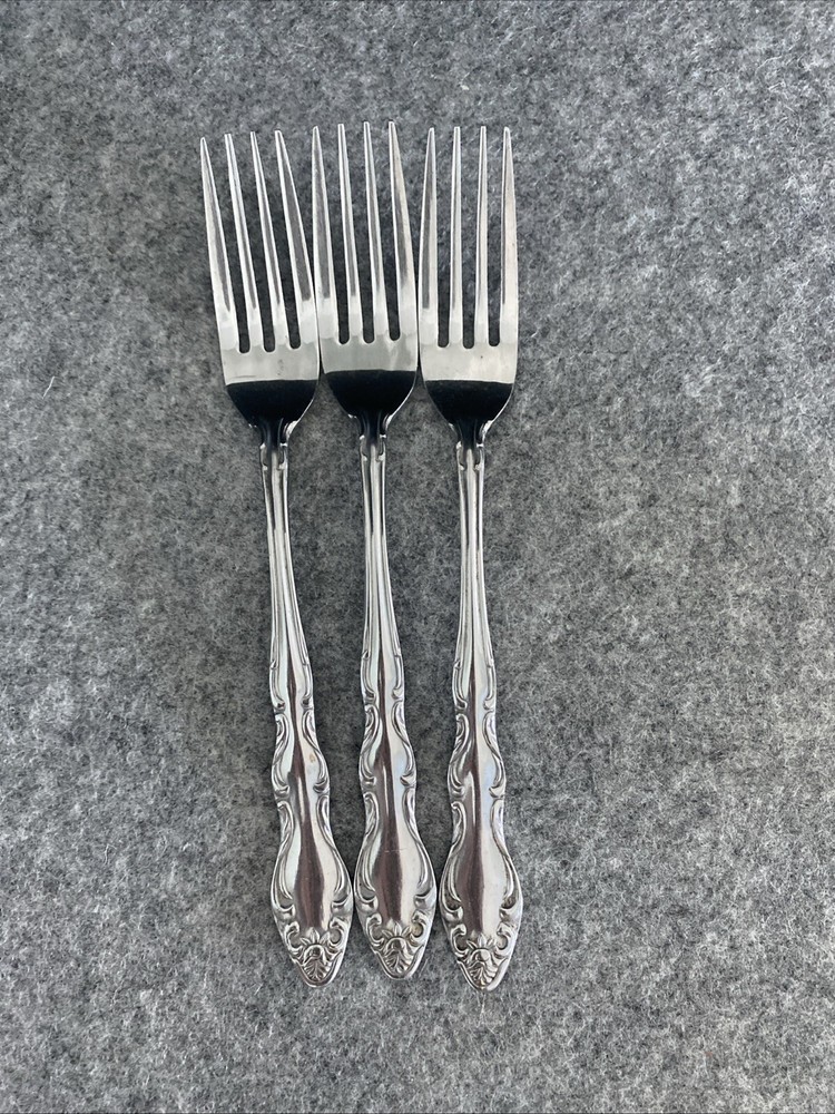 3 TOWLE/SUPREME CUTLERY STAINLESS FLATWARE, "PIERRE" PATTERN DINNER FORKS