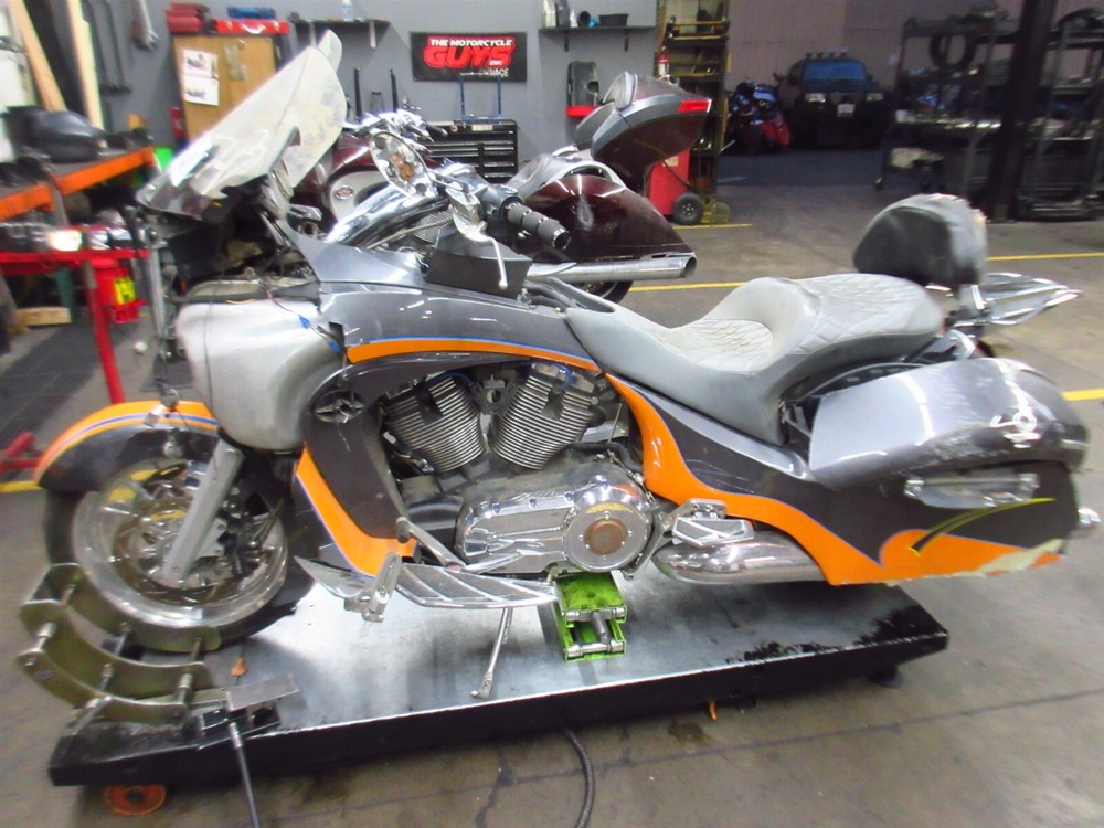 2012 12-16 Victory Vision Tour Right Handlebar Switch Throttle Control Cable