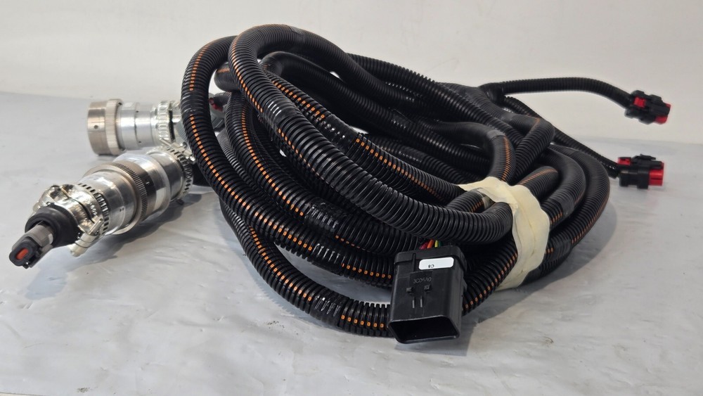SW-08 BLUE RIVER TECHNOLOGY WITH CABLES
