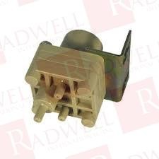 KMC CONTROLS RCC-1108 / RCC1108 (USED)