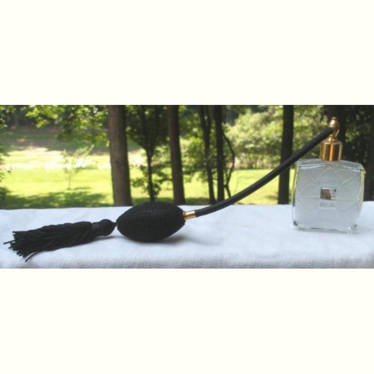 Decorative Refillable Frosted Leaves Perfume Bottle w/ Atomizer