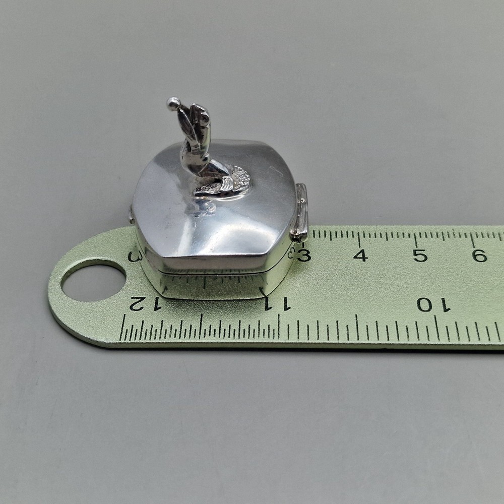 Vintage Sterling Silver Seal Tooth Box – Sheffield 2004