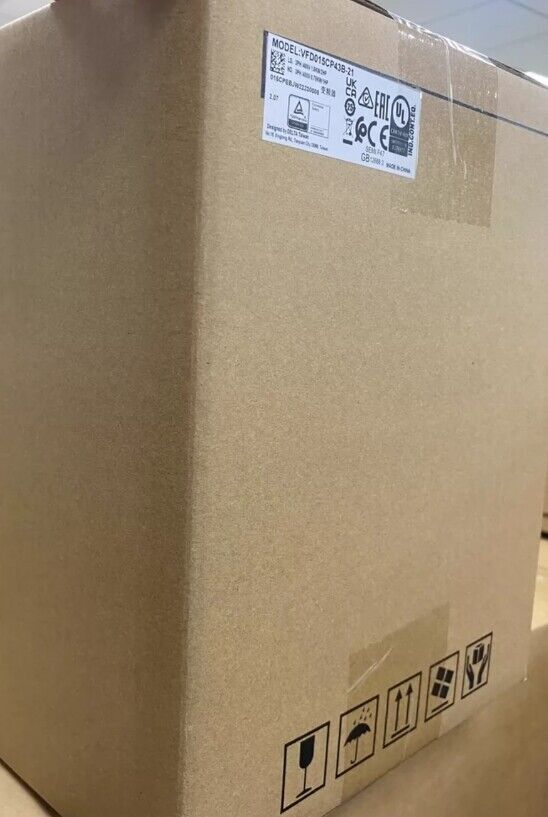 1PC New DELTA VFD015CP43B-21 Frequency converter Fast Delivery