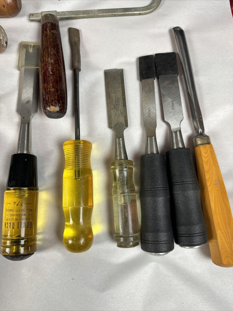 Chisel Wood Working Assorted Lot Bundle 21 Pieces Including Case