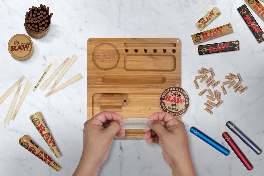 RAW Back Flip Bamboo Rolling Tray