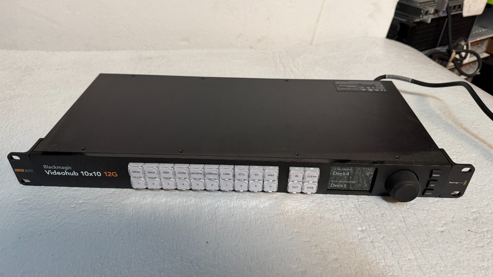 Blackmagic Videohub 10x10 12G