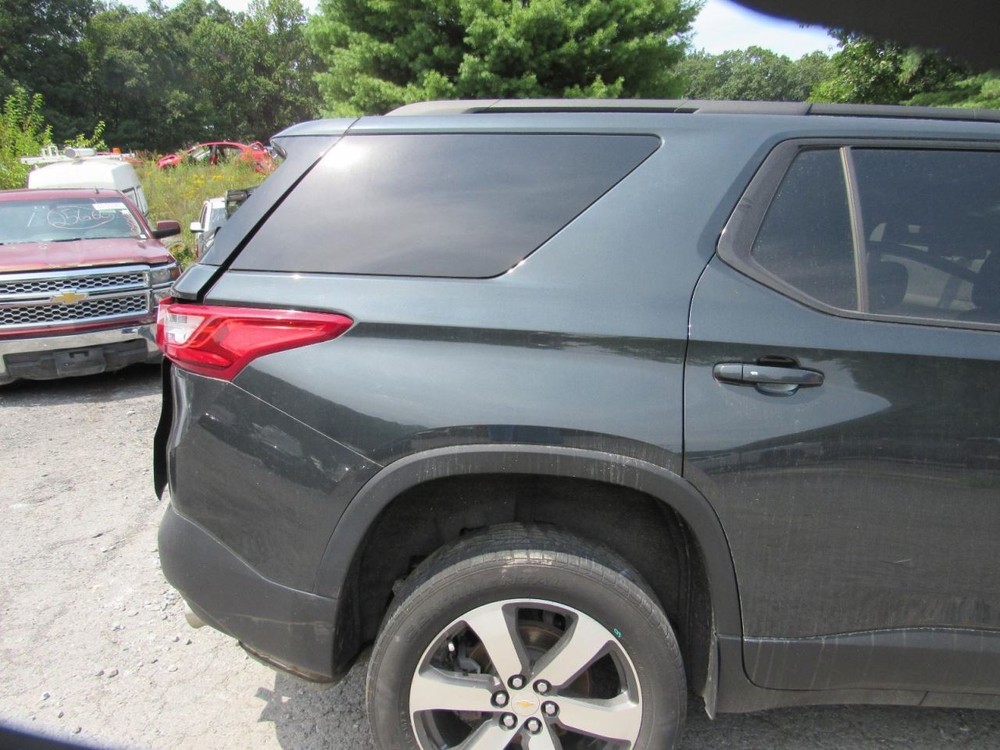 TRAVERSE 2021 Glove Box 1070049