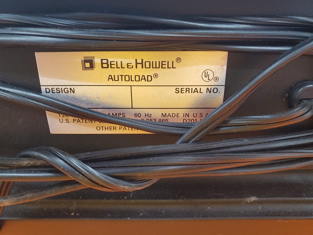 ⭐️⭐️⭐️⭐️⭐️ Bell and Howell 471A Autoload Vintage Projector **READ**