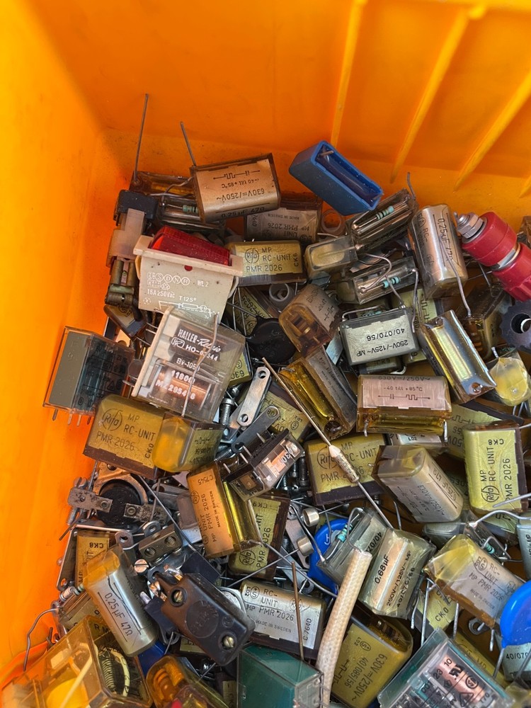 Vintage Electronics Grab Box – RC Snubber Units, Relays, Fuses, Mixed Components
