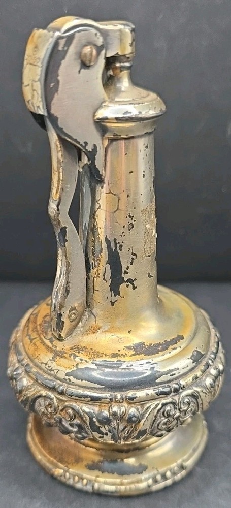 VINTAGE RONSON "DECANTER" TABLE LIGHTER