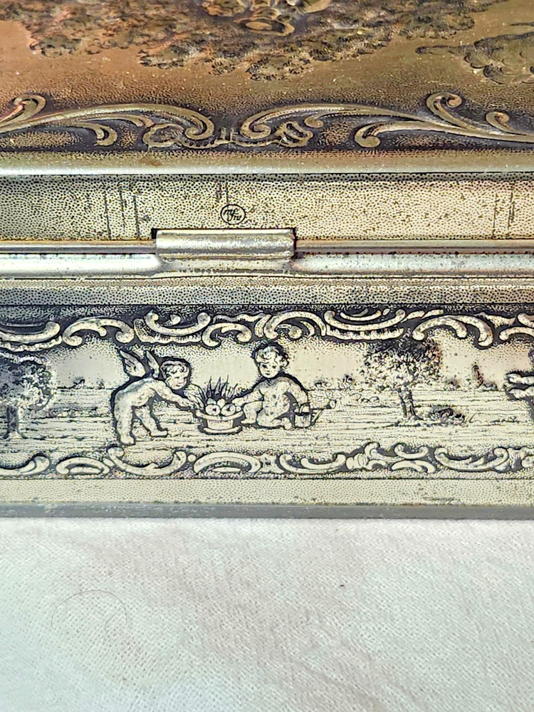 Vintage Urney Chocolates Tin for Chocolate Filled Eclairs