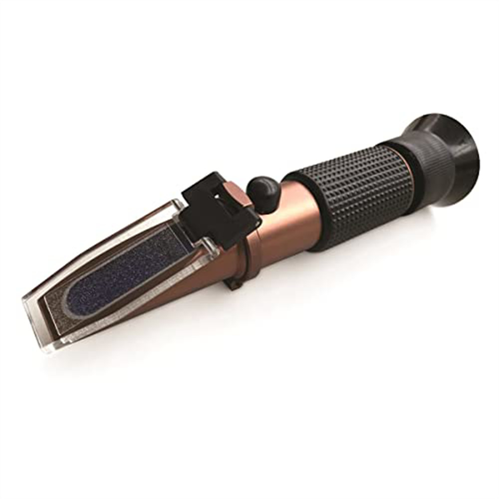 Central Tools 3R401 Refractometer for Coolant Battery & DEF