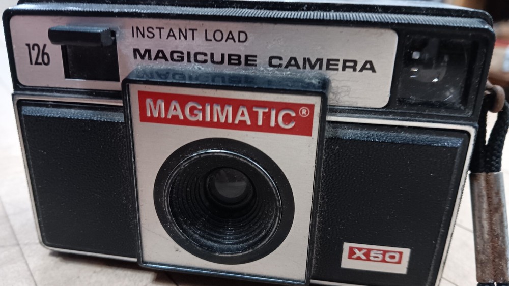 Vintage Magimatic Magicube X50 Camera (untested)