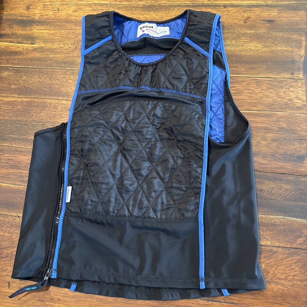 Techniche International Hyperkewl Cooling Vest Size Small  Black W Blue Interior