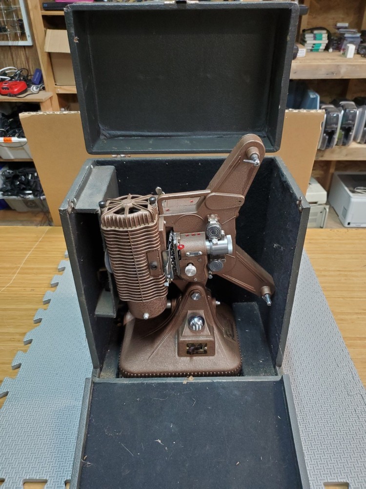 Keystone 8mm Projector Model K-108
