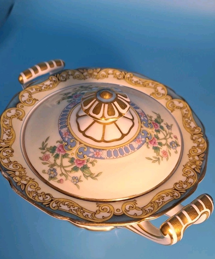 Noritake Glenlea Pattern Lidded Sugar Bowl Discontinued Pattern