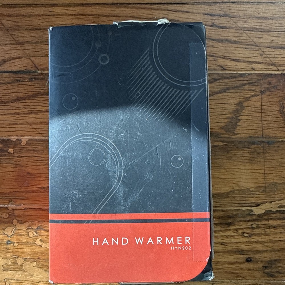 Hand Warmer External Battery HYNS02 Rechargeable Battery Pack. New open box
