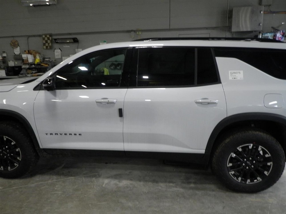 2026 Traverse Z71 Lower Air Shutter