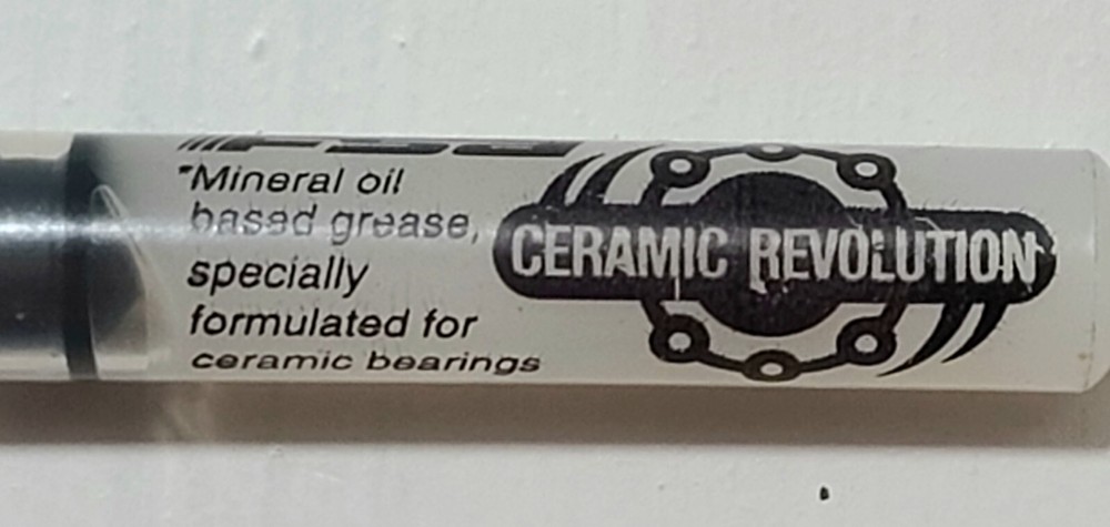 FSA Ceramic Revolution Bearing Lubricant Syringe Applicator