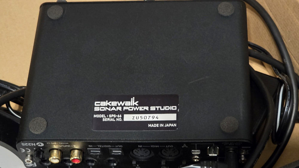 Cakewalk Sonar Power Studio SPS-66 with AC Adapter, Installation Disc, Firewire