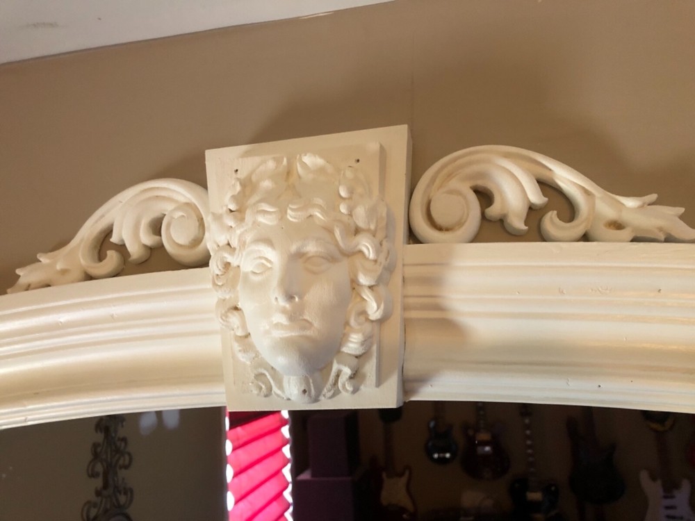 Decorative Hardwood Hand carving Wall Plaque