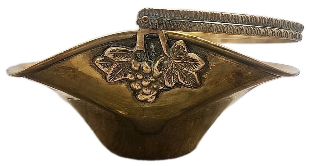 Brass Basket Twisted Brass Handle W/ Grapes [142]