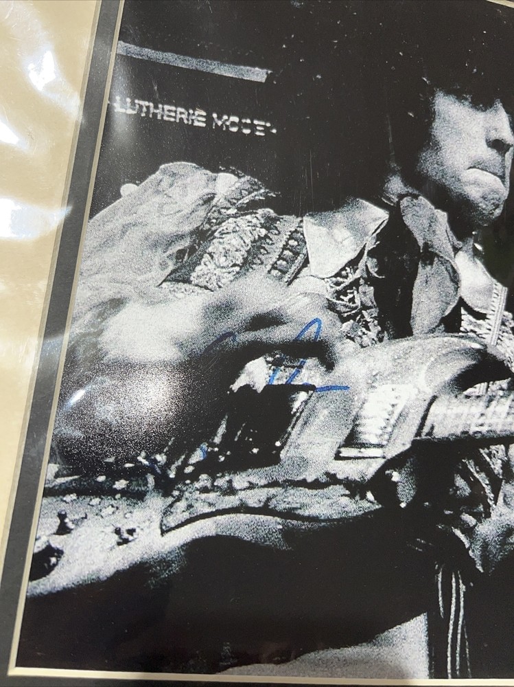 Eric Clapton Repli Autograph Lithograph 14”x11”