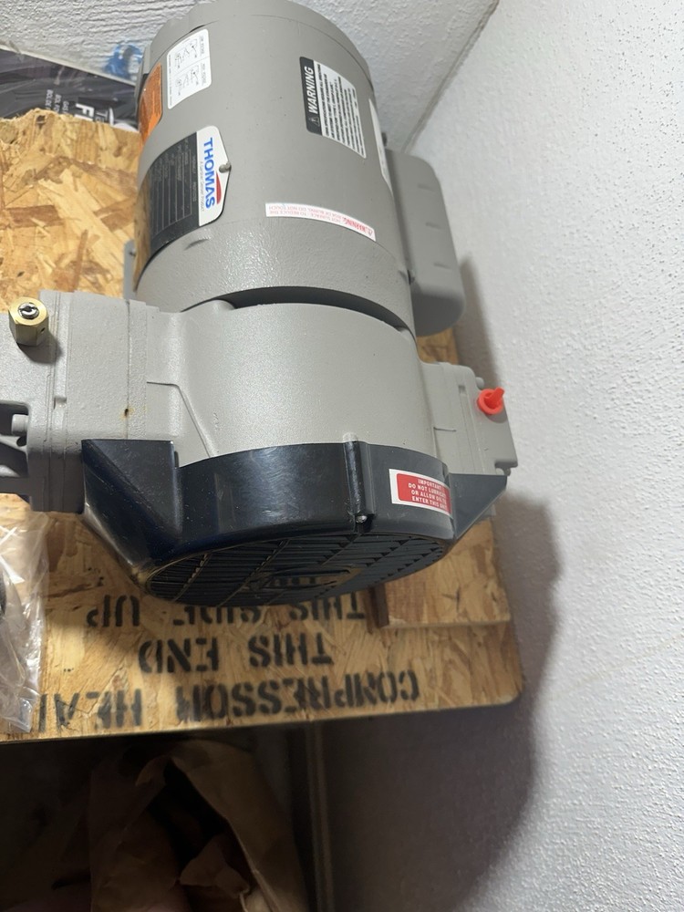 Thomas Oil-Less Piston Air Compressor, Model TA-4172